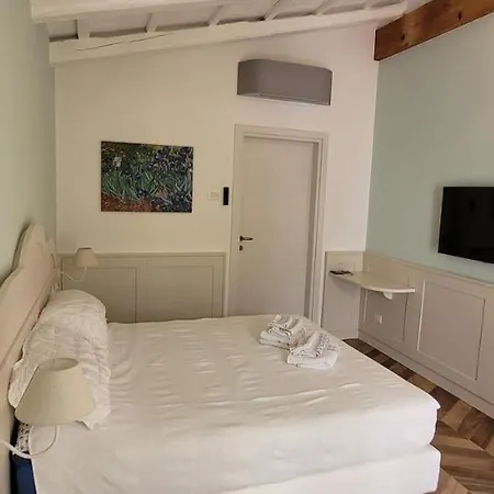 Bed & Breakfast La Meridiana 4*